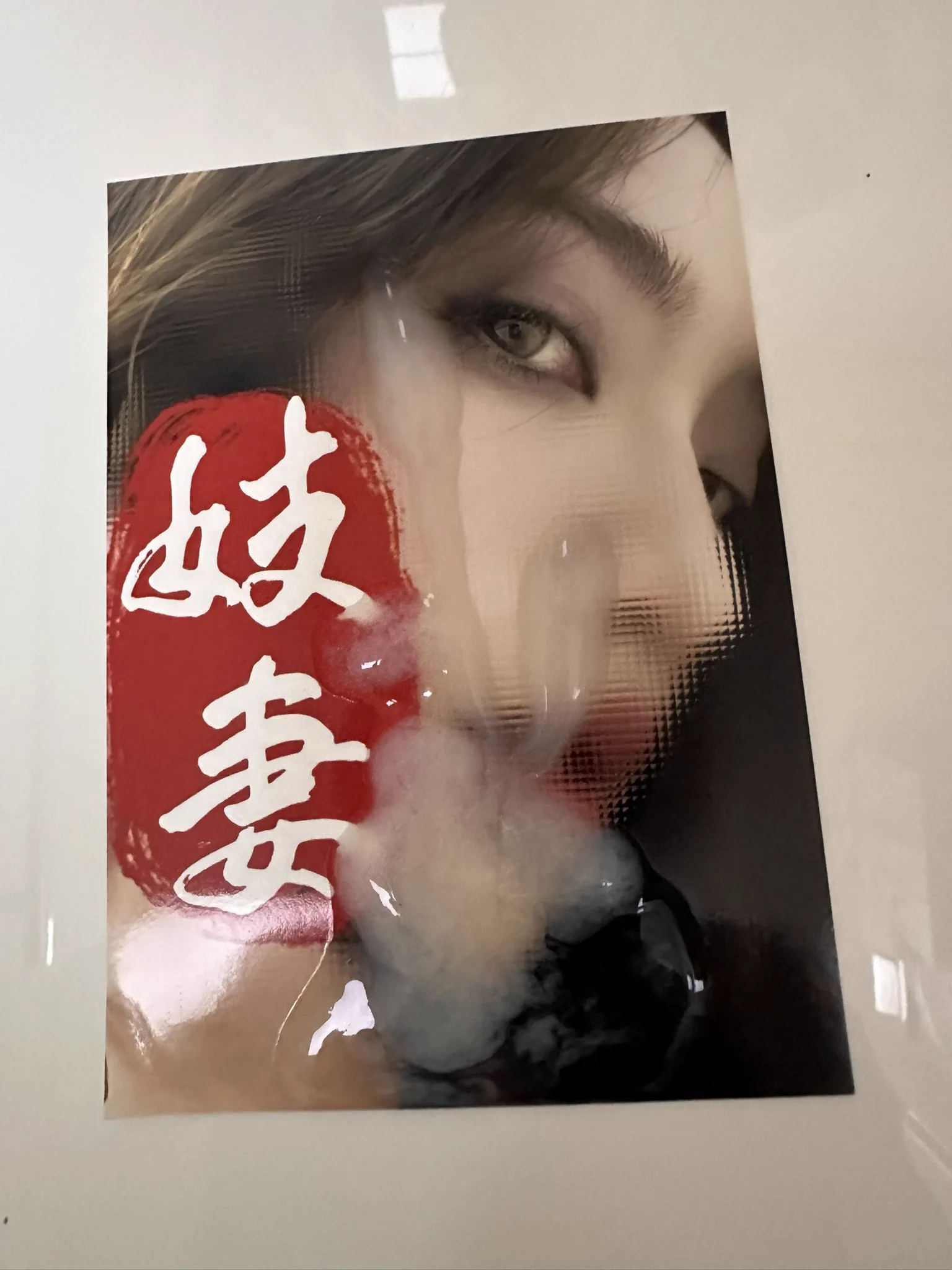 这位大哥还把我的照片打印出来了😂 https://t.co/MeA3jxzKlh