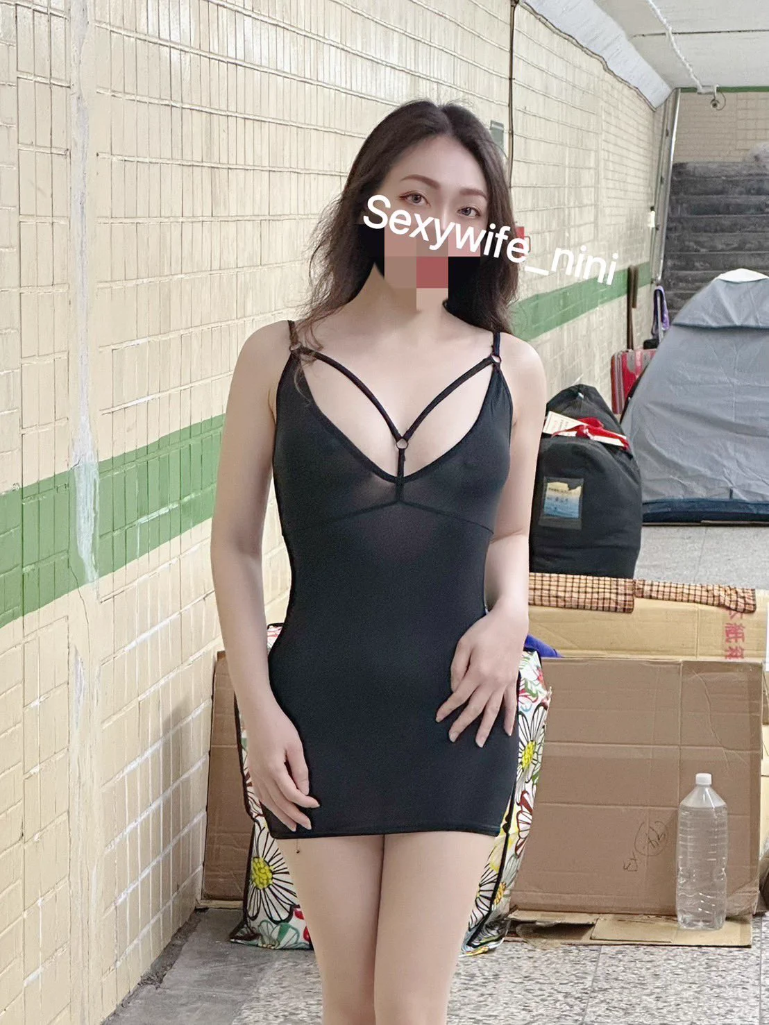 直接看見，不如若隱若現
晚上出門在外睡覺要小心
一不小心就會被我睡
我會狠狠把你榨乾
讓你很舒服的
但你也要一直讓我高潮才行

#露出 #母犬 #白虎 #調教
#原味商品
#套圖影片訂製 https://t.co/3h4nijlBCM