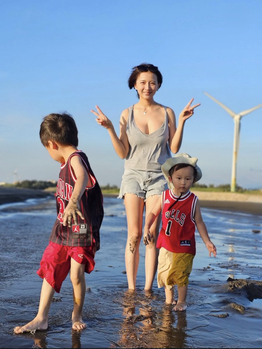 玩沙沙，那天的我們好快樂 https://t.co/zkW07CPZ0t