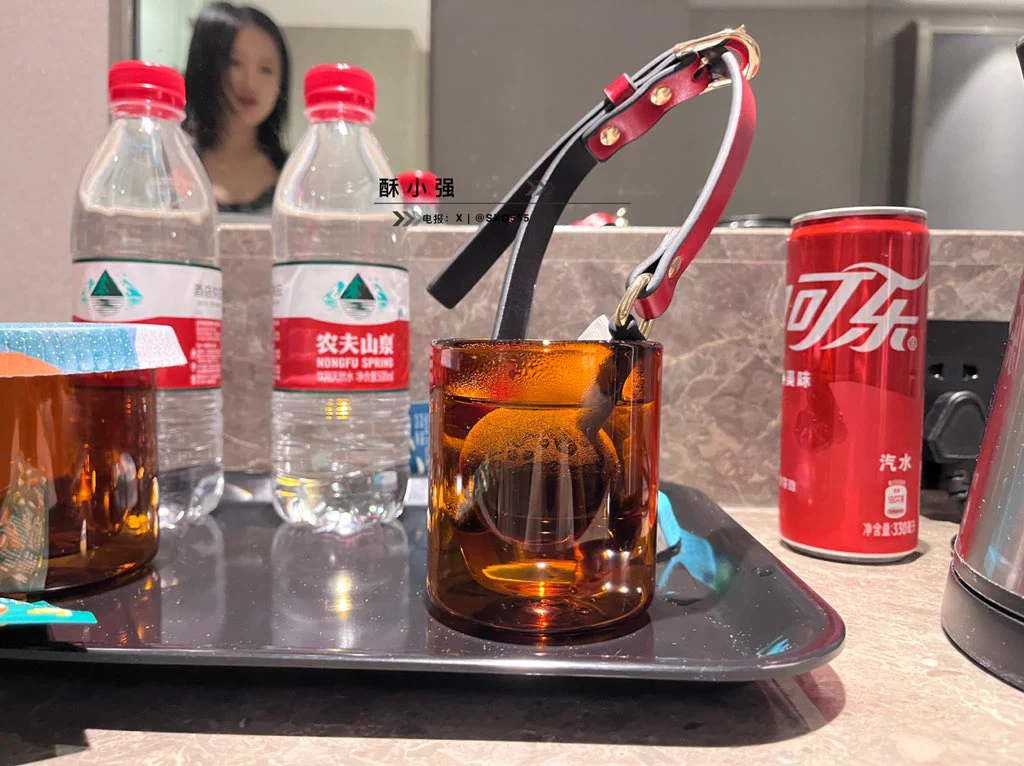 这个颜值有多少喜欢的？想要怎么开发？听兄弟们的… https://t.co/fQKdcr3C0q