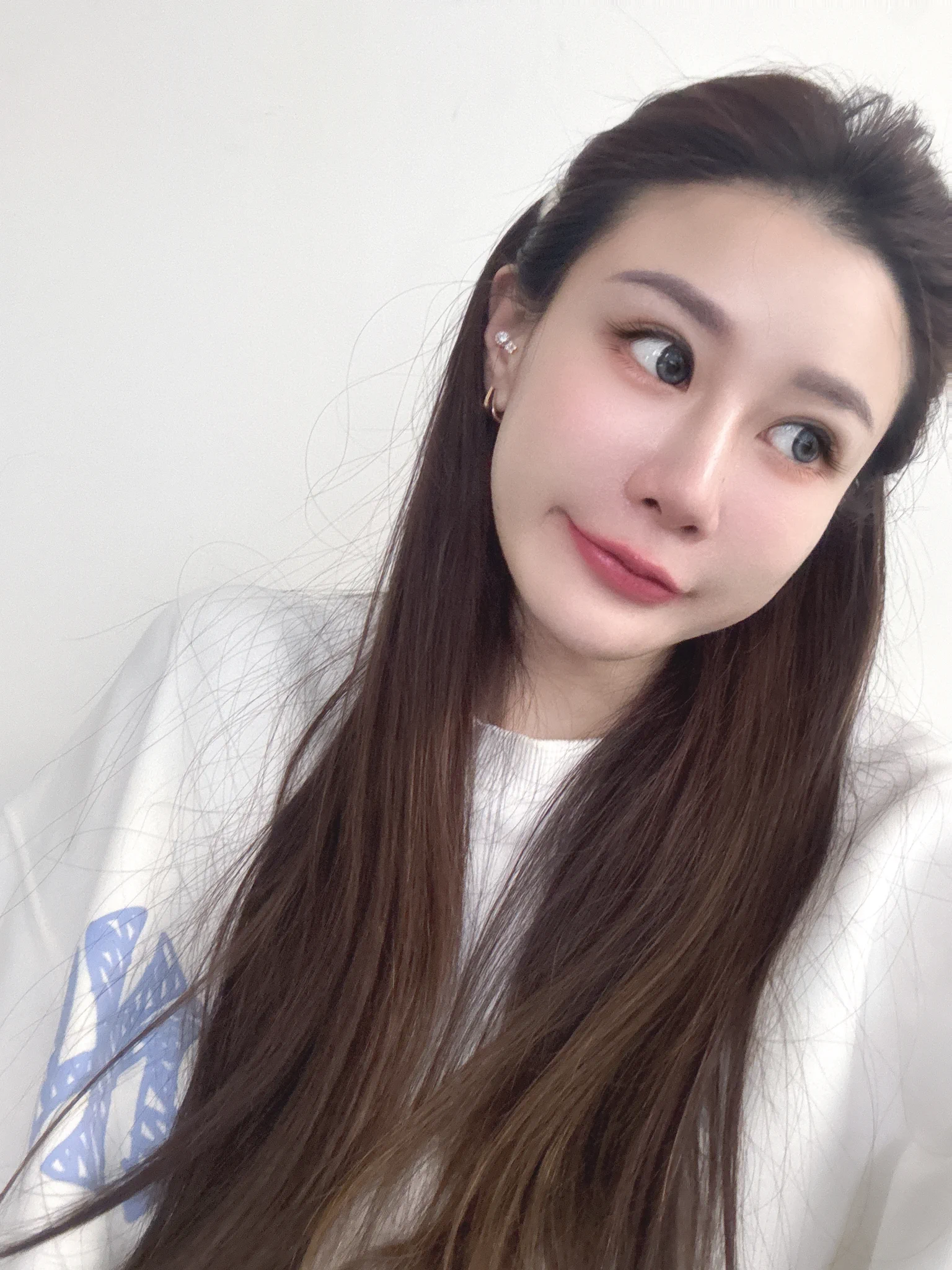 生活持續努力 總會被人看見🫡

𝕁𝕍𝕀𝔻 🔍 𝕗𝕒𝕟𝕝𝕒𝕣𝕒𝟙𝟚𝟚𝟛  
【LINE】https://t.co/JHpyc26FOu
【JKFace】https://t.co/lqp6TnIecN https://t.co/3cVonxJKwr