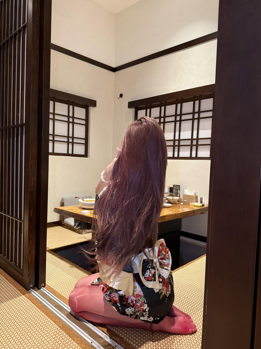 你们对日本御姐有抵抗力吗 https://t.co/C1ee6zzSLA