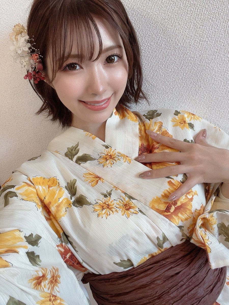 本日7/27(日)14時より #つばさ舞 ちゃんが #ラムタラメディアワールドAKIBA さんで開催の #FALENO夏祭り に出演✨
https://t.co/i5lmmHrpsv
即売会形式での開催なので受付終了18時まで人数無制限で参加OKです👌
舞ちゃんは今日は浴衣で登場らしいよ♪
夏祭り恒例のくじ引きで豪華賞品も当てちゃおう！ https://t.co/mUCN0BgzUv