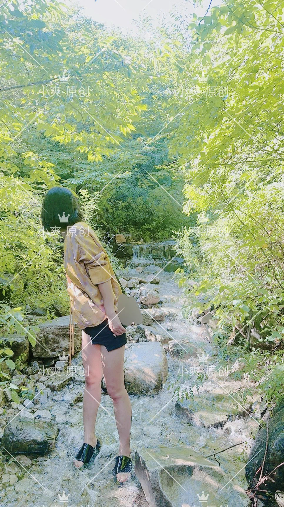 #唐山夫妻 #露出 #3p #群p #0315地区 #户外露出 #人前漏出  好久不见  最近使用是有点忙，不过马上就没事了，今天带媳妇出去溜达溜达随便怕了几张照片给粉丝们😄过几天给大家藏宝玩，想要内裤还是丝袜打在评论区
投稿：
@luchu888 
@Public_Catgirl1 
@luchu888888 https://t.co/BvAqKgNaC1