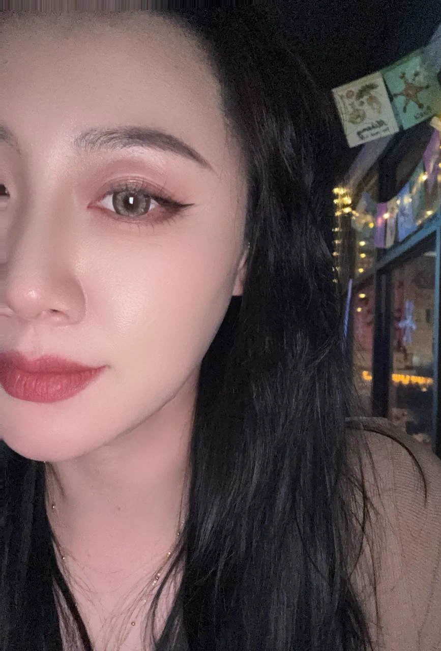 我快四十的年纪的女人已经不看重颜值了，基本上都对感觉情有独钟。每次手淫过后惆怅着说找个男人还不如立刻发帖，真的可谓年纪越大性欲越大，天啊，赐我男人吧😭
电报：https://t.co/F3axLKo66l  推特：@Dyan0088 https://t.co/XapIdS3exz