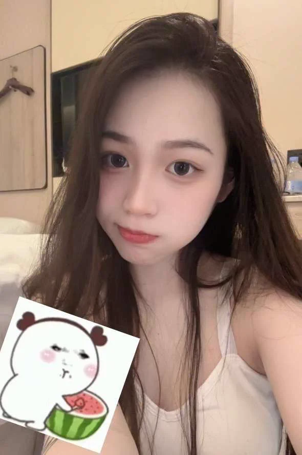 今日推荐🌟🌟🌟
🌸坐标：#上海
🌸年龄：05
🌸身高：167
🌸体重：90
🌸🐻： C
纯新人妹子，冷白皮，无风尘气，不作不事儿，清纯甜美女友

Q🐧：1950043544
V🛰️：comeon979797

💖门槛88r开路（加我备注口令）💖
⚡@MaecMax @DaecMax @WaecMax等多位博主推荐，放心下单⚡
https://t.co/G6IYiYsnc9 https://t.co/8s5t0a5pDU