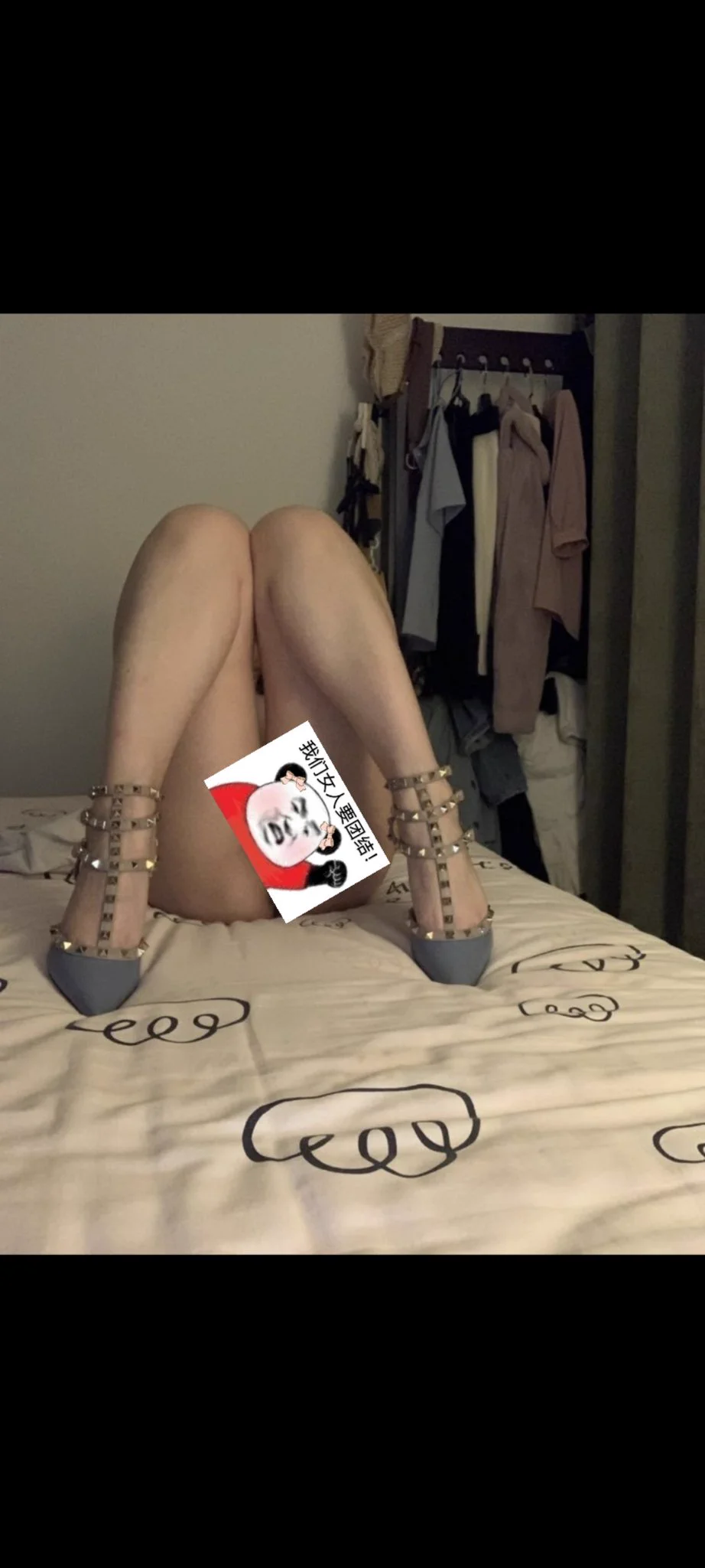 穿上哥哥喜欢的高跟鞋了，可以来暴力蹂躏我了吗
@MaecMax   @QnewHome 
@WaecMax   @SnewHome 
@DaecMax    @DnewHome 
@GaecMax    @GnewHome https://t.co/rdYdpiiX7i