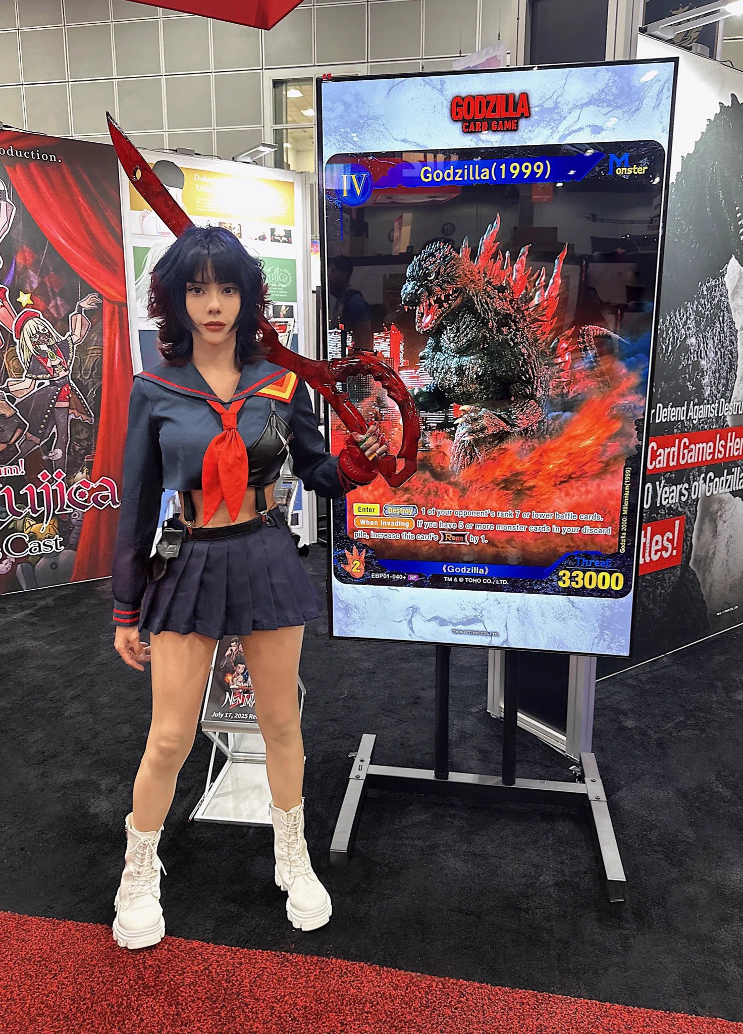ryuko matoi meets godzilla(ish) https://t.co/qu3lx9HJmR