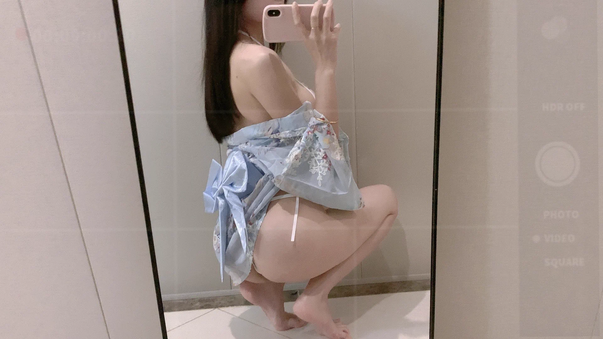 新的门槛哥买的制服，好看吗？  最爱的时候可以穿着让门槛哥哥欣赏啊。  有需要认识妹妹我的，可以私聊我，也可以进我首页✈️群，都可以在群里说话！

投稿💌：
@BBYouzhiyuan
@SexytoDoll 
@SexytoGirl 
@SexytoBaby https://t.co/ej99g8BQGT