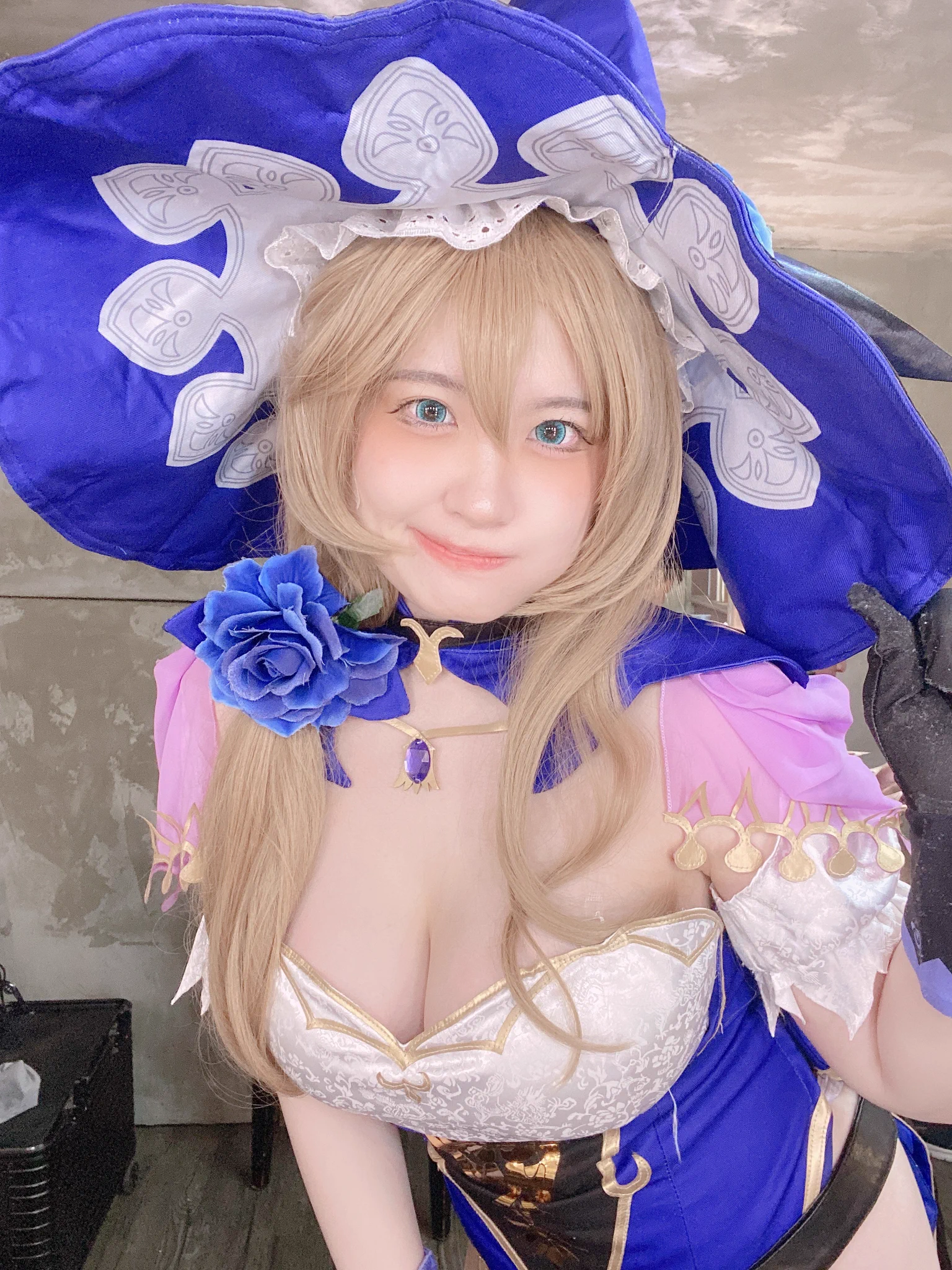 Lisa 💙 Cosplay X https://t.co/AGsvmqvkYK