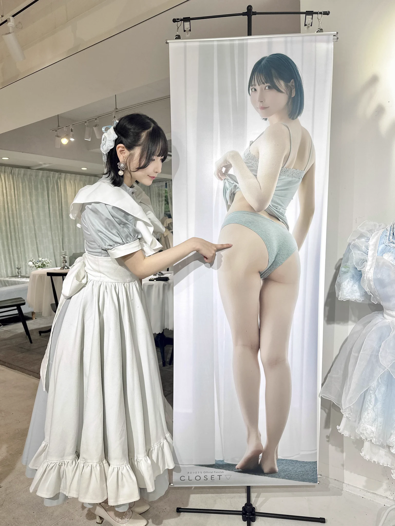 等身大タペストリー🤍
実物展示をしていました✨

屋外もOKのしっかりした素材で迫力満点🥹
本当に等身大です✨✨✨

ご注文はこちらから▽
https://t.co/XY7Ma4v0vu https://t.co/UWmzS7g26v