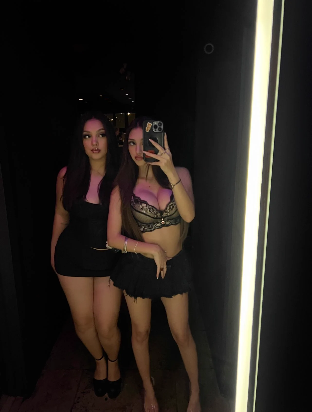 2 is better than 1 💗 https://t.co/k42tuQOHIW