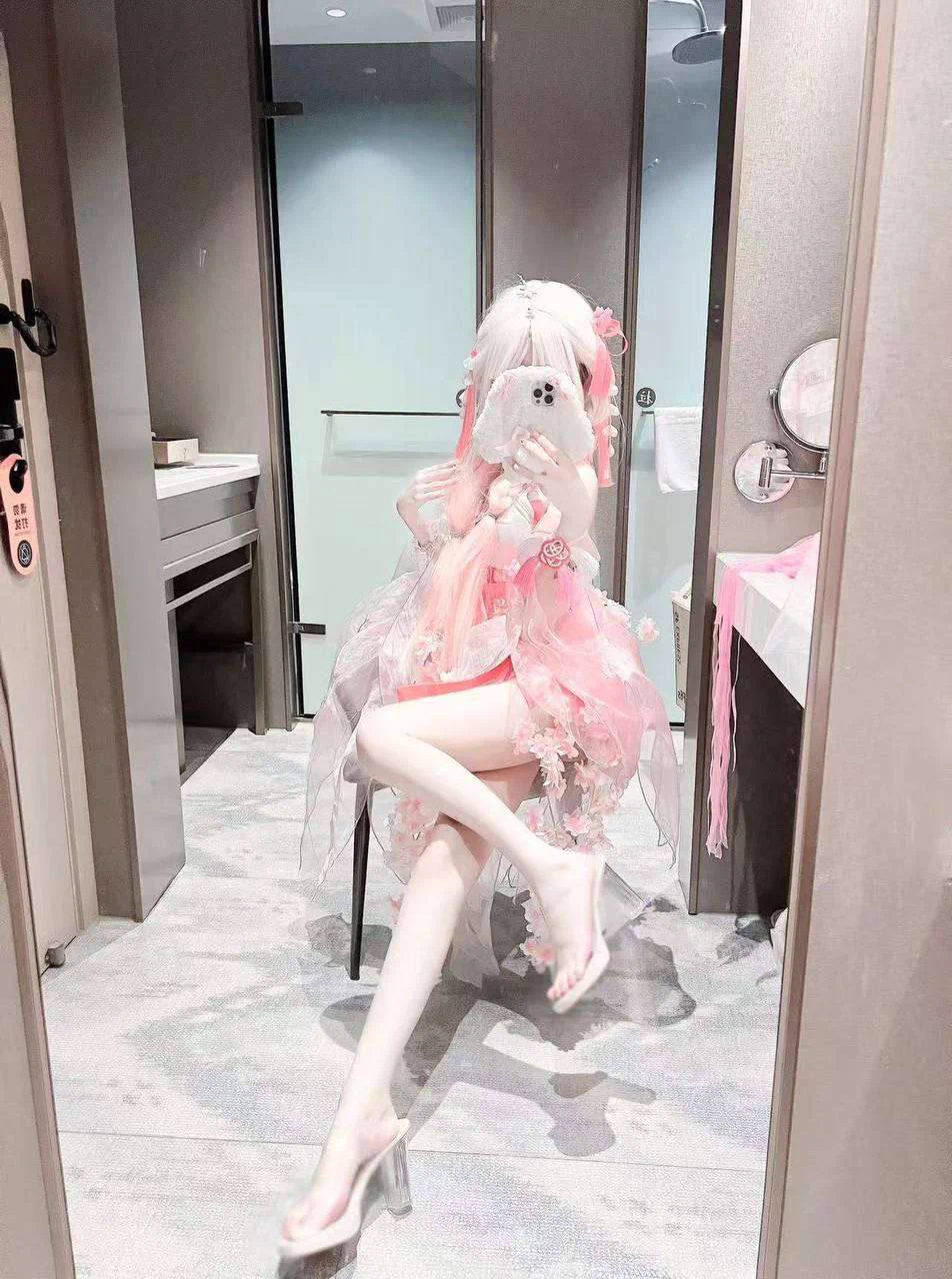 #上海 ⑤🔝 

06年幼齒童顏 极品蘿莉奶乎乎，
◎纯純新人 上下粉嫩
◎超甜軟萌女孩初戀的感覺高素質高配合

◎嬌小可人的163c是您的最優選

ps：超敏感体质 轻轻一碰就出💦

🛰️：xycoser1
🐧：3925191783
看照门槛🚪100（永久有效）备注zfb口令🧧添加➕
✈️：https://t.co/LxE97xBQ1S https://t.co/u6zawQI9UM