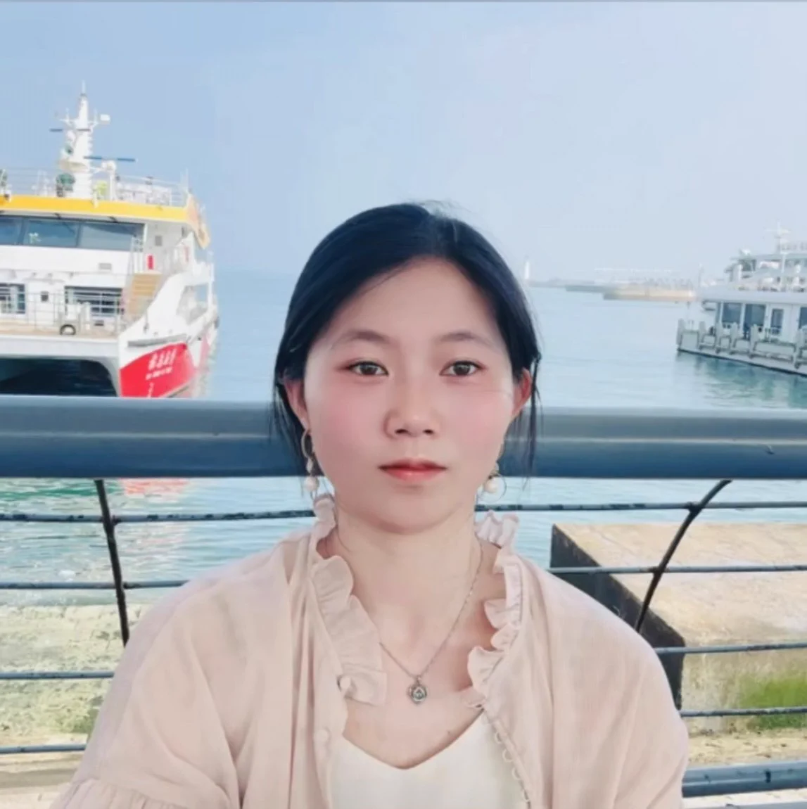 无法自然晨勃，想要献妻给比自己强的男人，感觉被上位者使用妻子是自己的荣幸，明明有欲望，可都是自撸解决，感觉自己不配和女友做爱，也没自信能带给她高潮，自卑且懦弱，在屈辱和无奈中，享受被夺妻的快感，扭曲而兴奋，可无法自拔和脱离，一步步堕落和自我毁灭。 https://t.co/SJU6wE7ILO