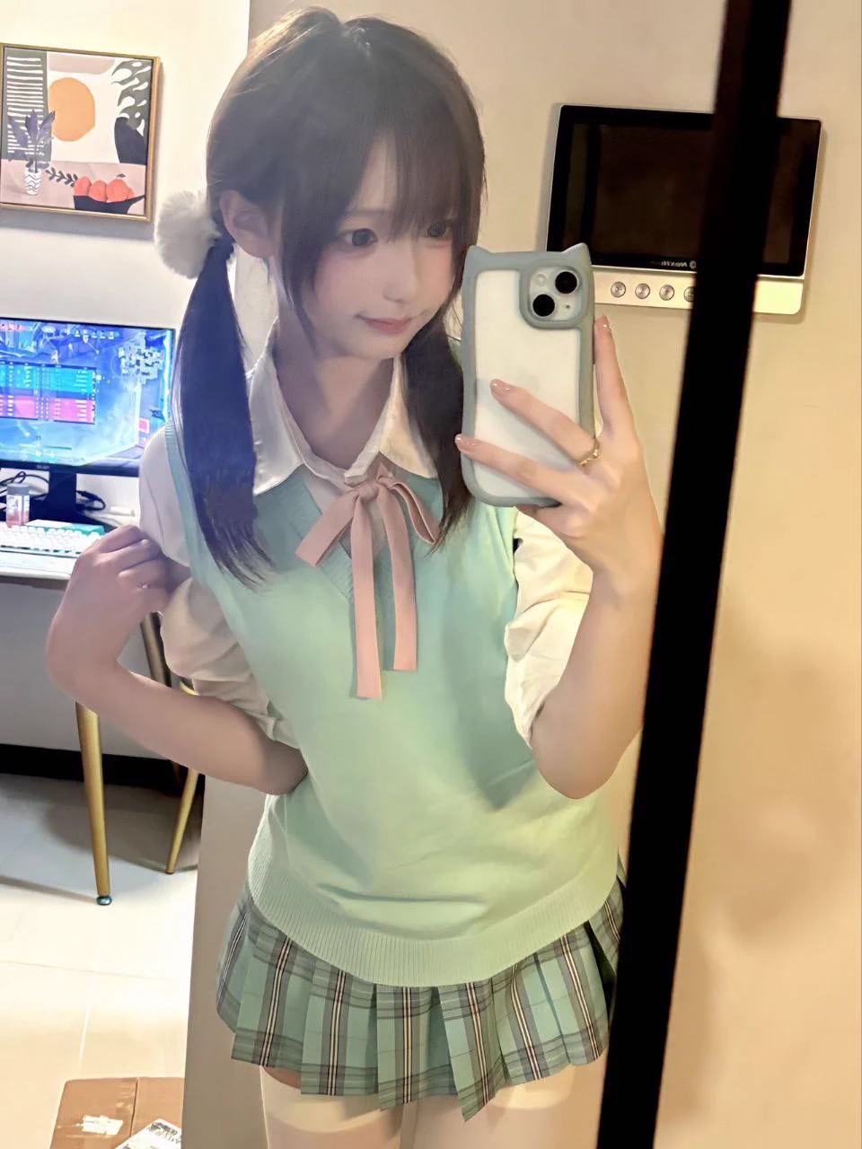 #上海 
小涵宝宝 ✨【超元气cos上线！】✨  
07年二次元少女 知名 漫展coser • 172D+
粉嫩动漫甜心 微博动漫博主 莼欲天花板 
🤍嗲娇魅惑  🤍甜美温柔
🤍动漫二次元博主 🤍真实抖音网红 🎧
🛰️luo222jie

🐧3903777807

看照门槛🚪 100 （永久有效） 备注zfb口令🧧
✈️ https://t.co/NRs2DR2xRw https://t.co/vGCXsDcegp