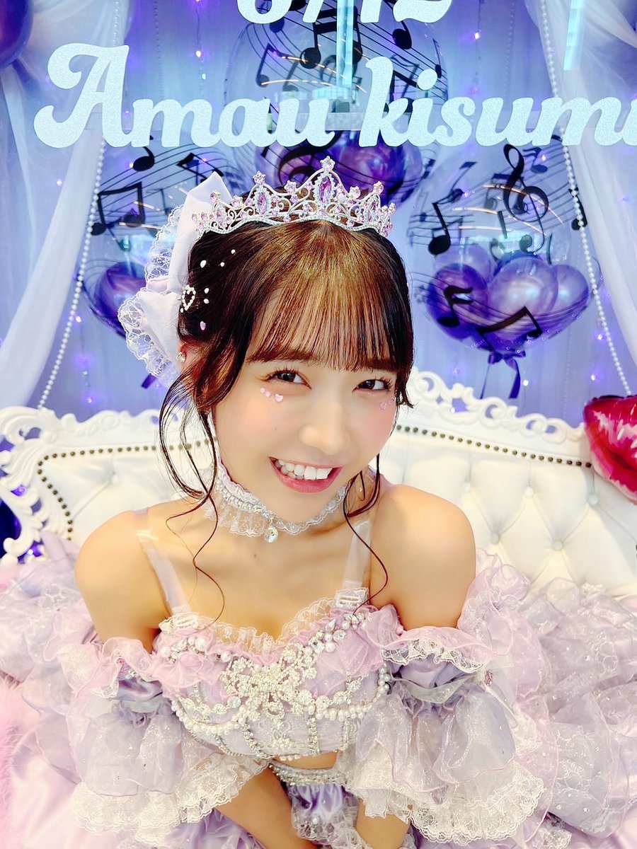 💜ラスト生誕祭リモートチェキ💜

ぜひ年に一度の主役でいていい日の姿をチェキに残して欲しいな🥰

生誕衣装も素敵なの着るよ！

そしてお名前も配信で呼ぶのでぜひ呼ばせてー🫣🫣

全6パターン！

https://t.co/0HAVZWI1I5 https://t.co/bmAg2t2V5H