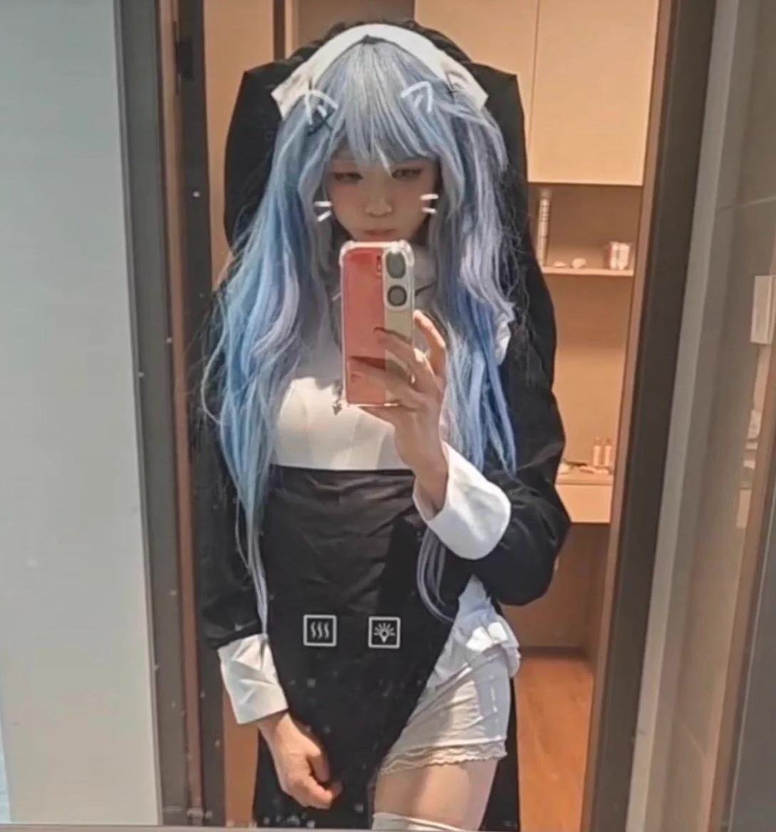 耄耋俱乐部-男娘陪玩介绍之朝天的椒
尊嘟打三角洲很厉害，可以打监狱哦
有点害羞的人，说话容易断断续续哦
村长想吃的一集😋
想当陪玩的男娘脸上是看不见任何笑容的❤
想点游戏陪玩的可以进q群哦
#男娘 #伪娘 https://t.co/A5xhxFzvLy