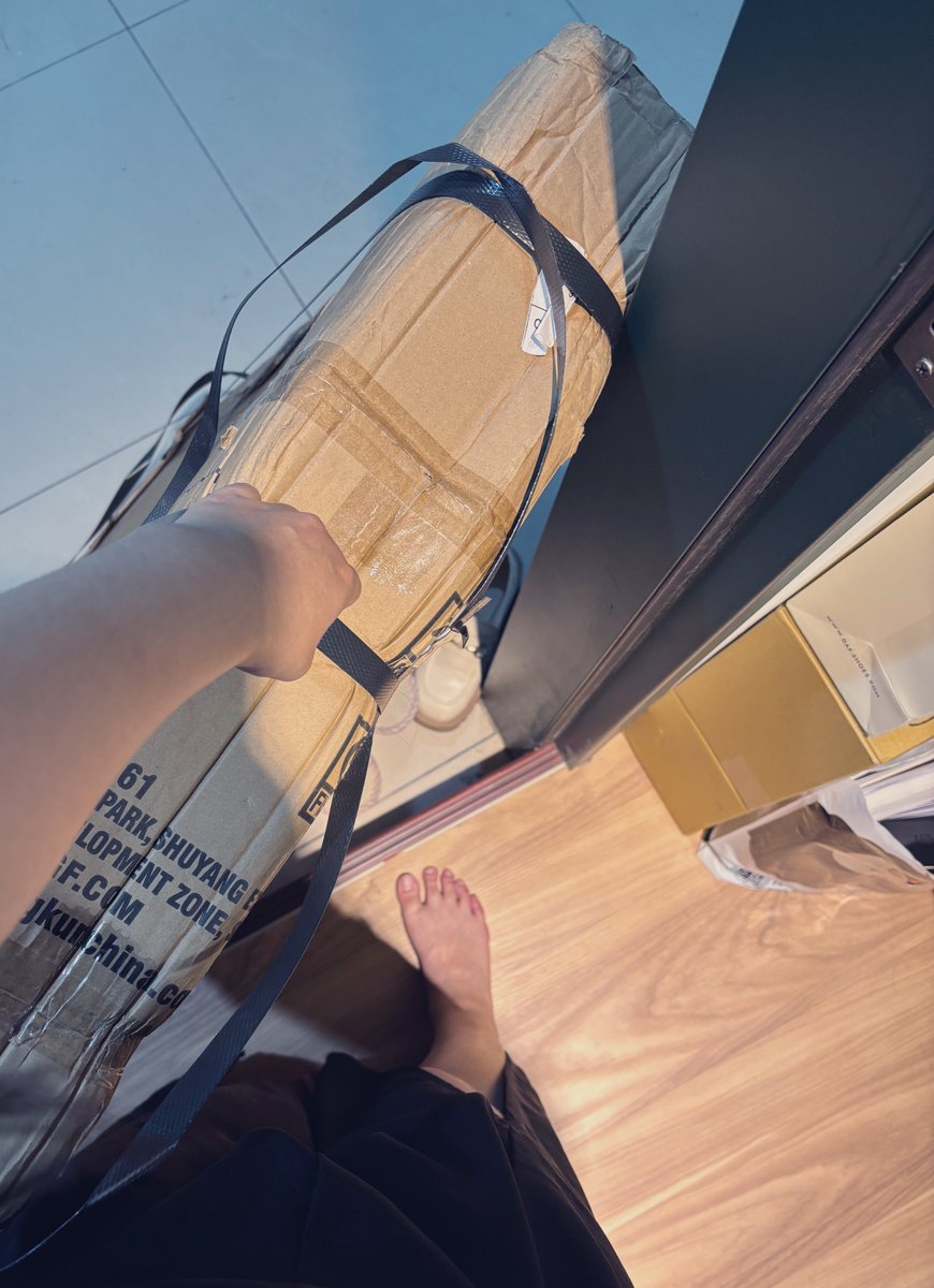 幹這貓籠重到連我房間門口這個小小的台階我都抬不上來ㄟ
到底要怎麼一個人裝== https://t.co/fC9TTtRYfi