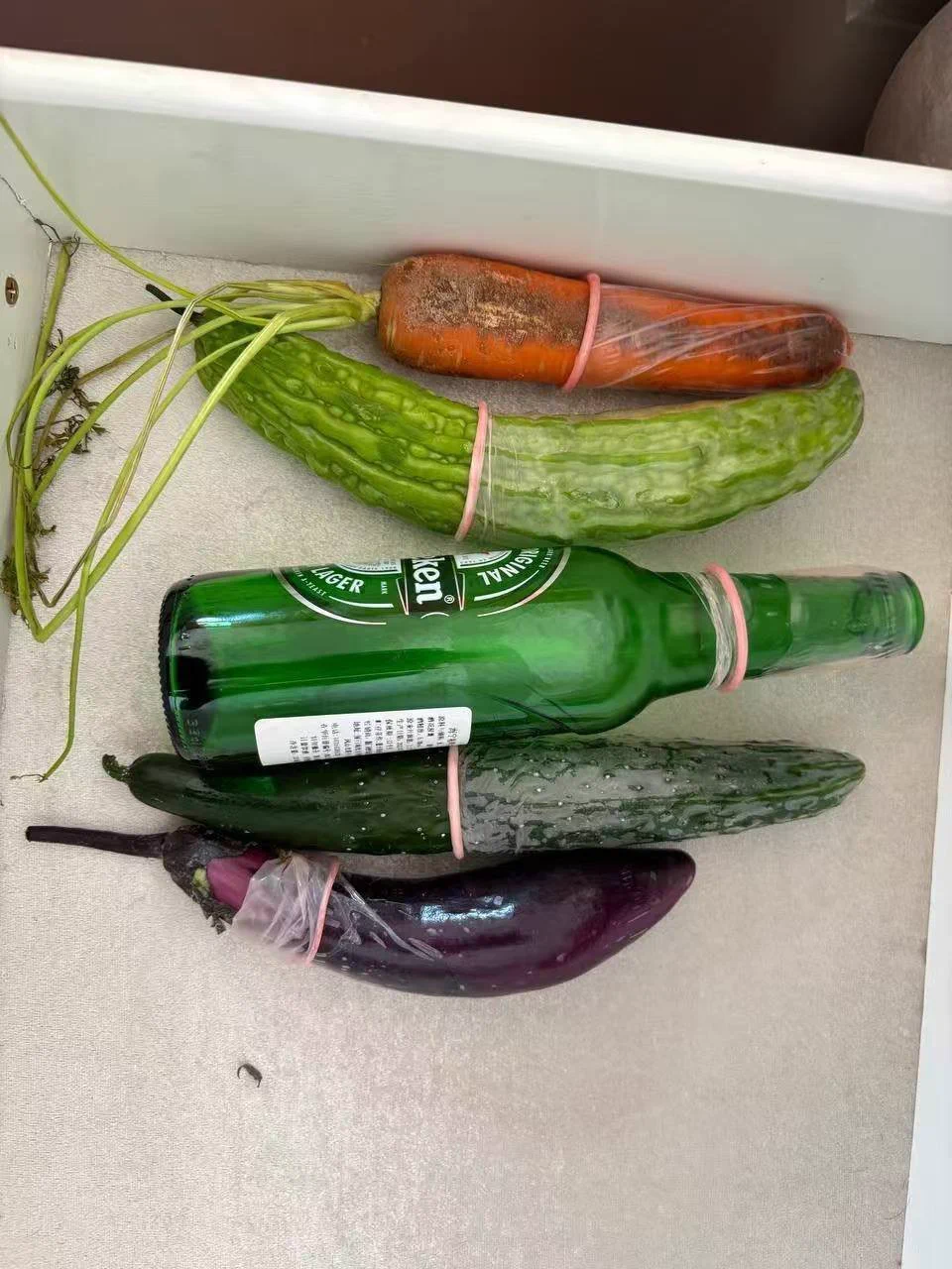 热爱生活的你，是否也喜欢收藏独特的素菜版玩具？这些玩具不仅可爱有趣，玩过之后还能享用美味，乐趣无穷。如果你也有兴趣，欢迎联系我🤪 https://t.co/lHkmqPdubk