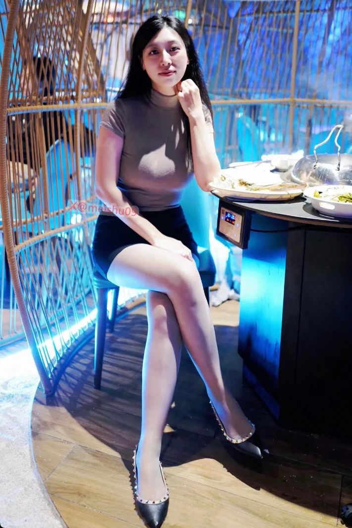 其实啊，我知道我们走不到最后，你最后嫁的男孩有可能不是我，但我还是付出所有，陪你走完这段不长不短的路。 https://t.co/AzM2JI48F6