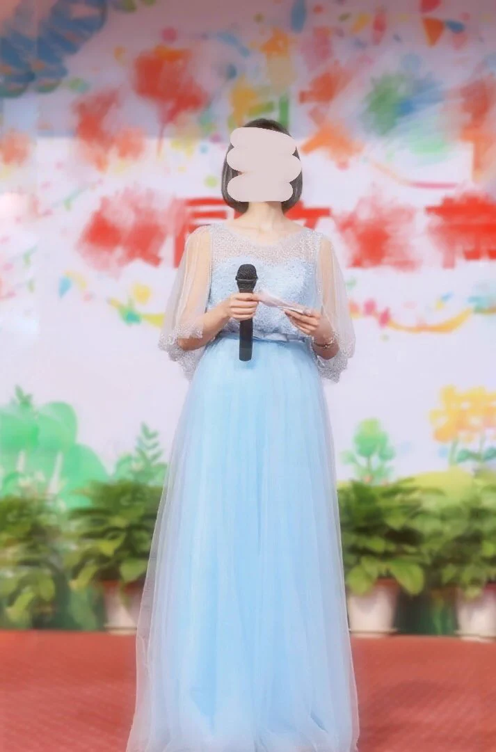 《美丽端庄的人妻主持人是怎么沦为母狗的》
敬请关注
 @Soeun2018
#人妻调教 #淫荡人妻
#调教日常
投稿大佬
@006share 
@007share 
@tbzt2024
@wqganenshi_ https://t.co/YgaQi4bYZm