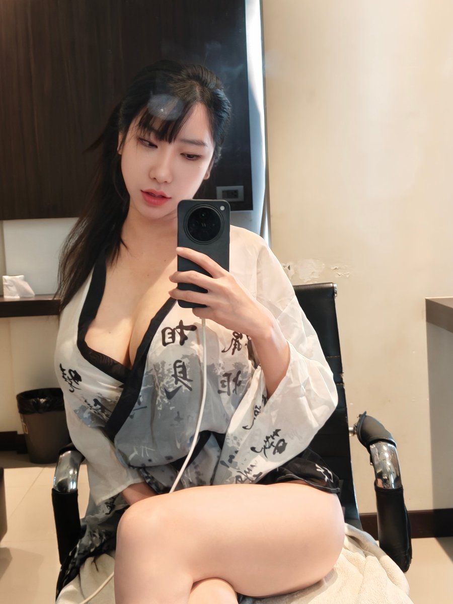 เพียงลำพัง.... https://t.co/28ARj2YmWm