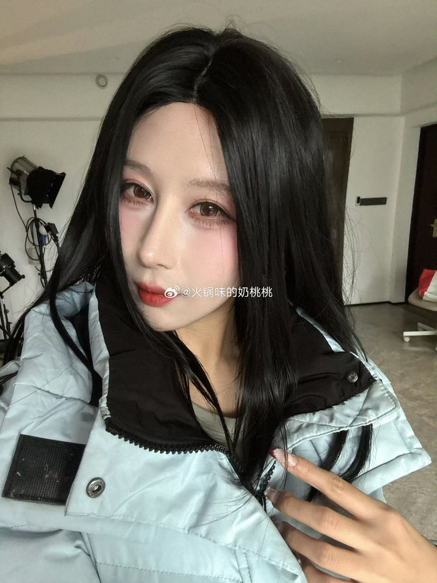 好冷啊 能躲在你怀里吗 https://t.co/mWKheyxxny