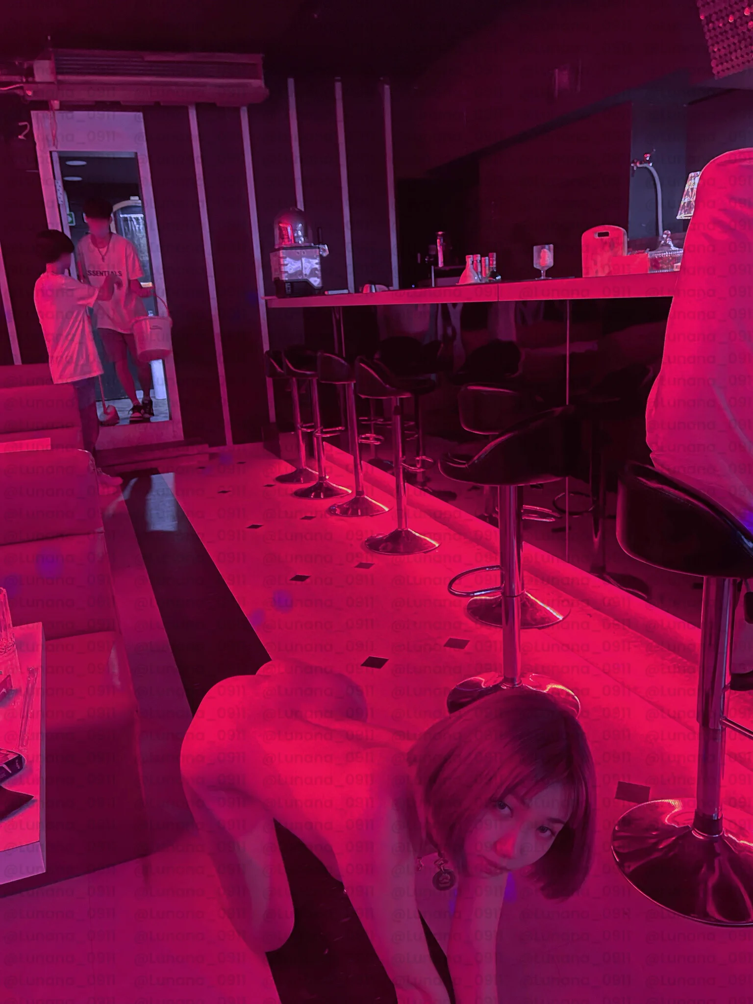 只記得喝多了…
被多少人玩弄也記不清了。 https://t.co/nDRtBzxntV