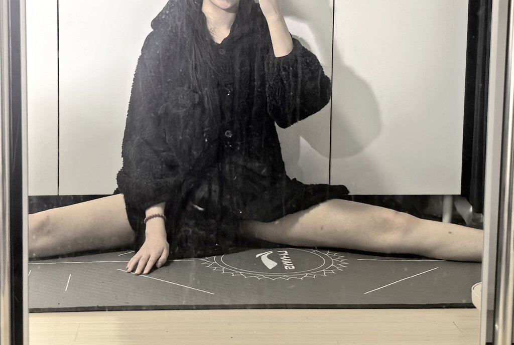 被自己感动哭了怎么这么努力
然而下不去 https://t.co/AkxtAQKqHX