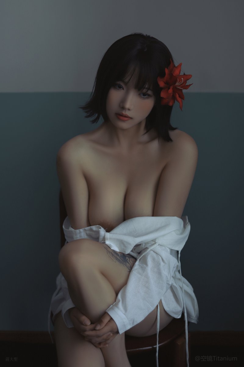 “心事不言”

摄影：@kjtitanium_

#写真 https://t.co/heXiENer5m