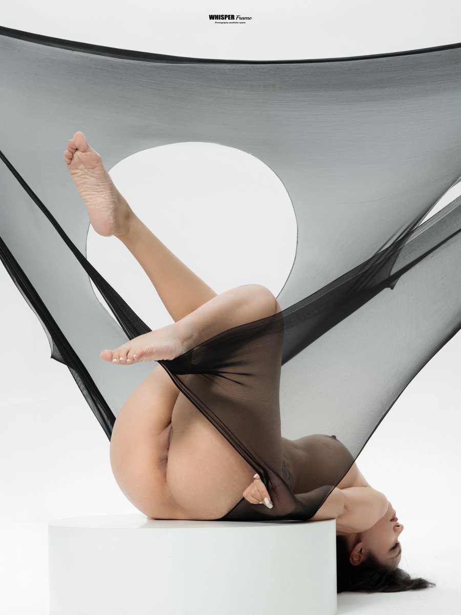 Stretch / 张力

Model by @yunyuntu23 
Photo by @WhisperFrame

#photography #portrait #fineart #artmodel #minimalism #WhsiperFrame https://t.co/wUgx32r54t