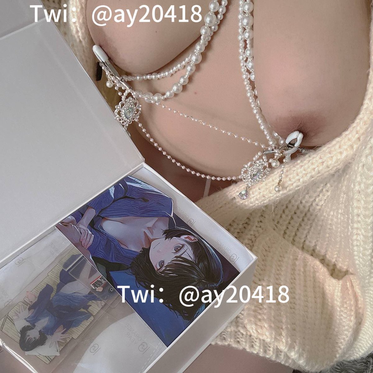 这次给大家带来了陈小年秘密玩具屋的硅胶新品软桃，他的手感真的好好，不知道体验起来是怎么样，谁来替我试试呢~~他们家置顶现在还有抽奖，记得去看看哟😘@chenxiaonianmoe
#陈小年 https://t.co/3XnhSYFNfQ