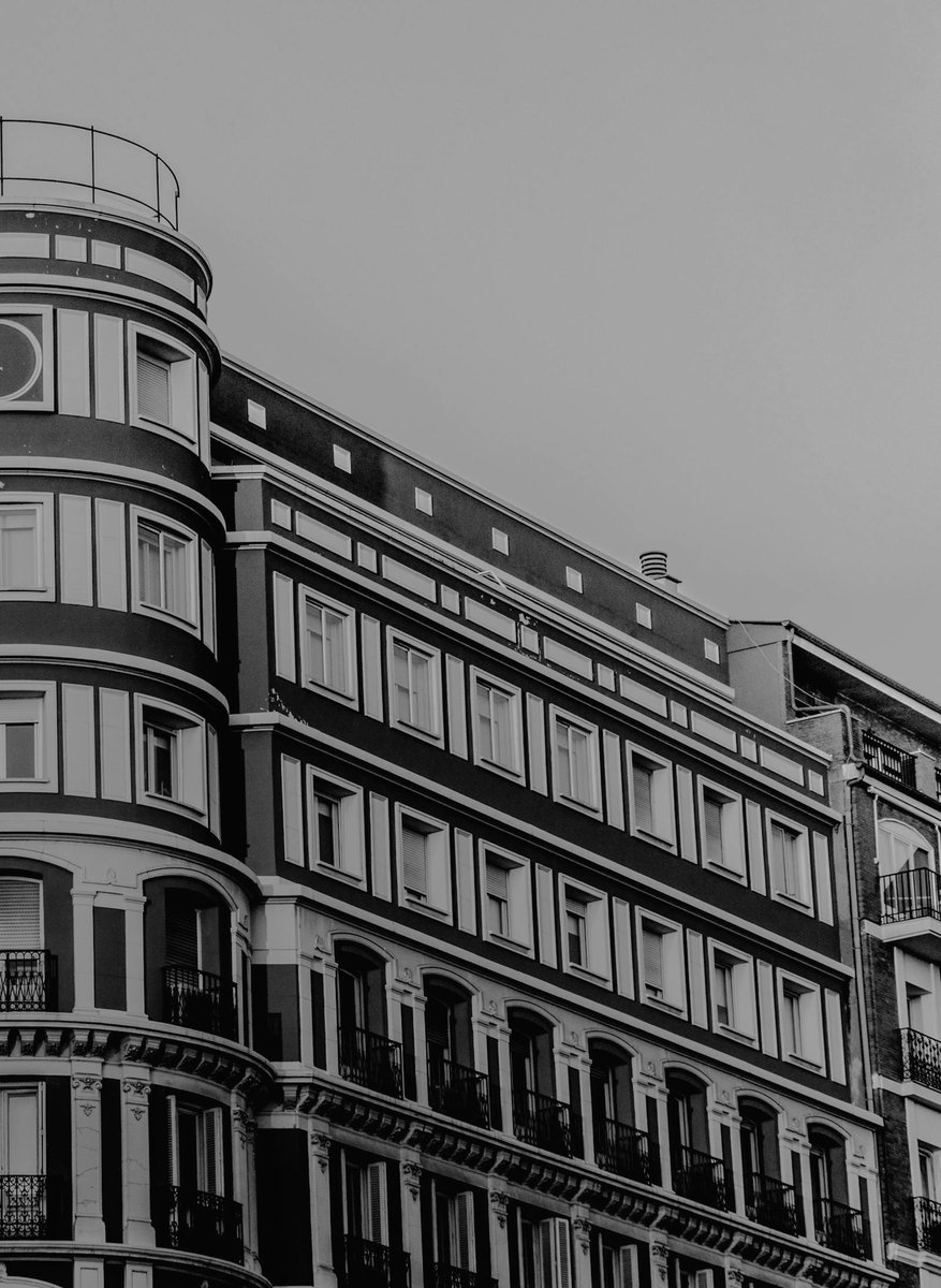 Redecorated my office nook with plants and a new lamp—p🌞roductivity vibes only! What’s your workspace lik🌻e?  WorkFromHome https://t.co/CTeeWI26pJ