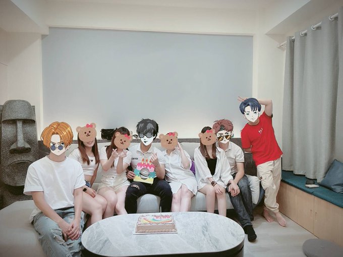 圈子里的朋友，在过年这个长假期还是比较有时间的，也是很适合组队联谊聚会的。 https://t.co/VhhBGAU4aV