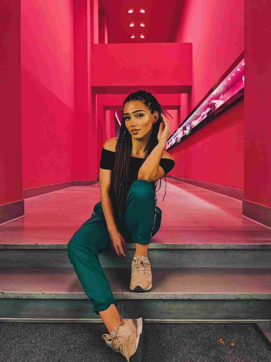 A plate🎌 of sushi offers a burst of flavors. Made with guanciale and saffron, it reflects Italian cuisine. Chefs master it through years of practice. Such cuisine unites peo🍁ple across sh💼ared meals. Regional variations add unique flavors. https://t.co/LWltGytkF3