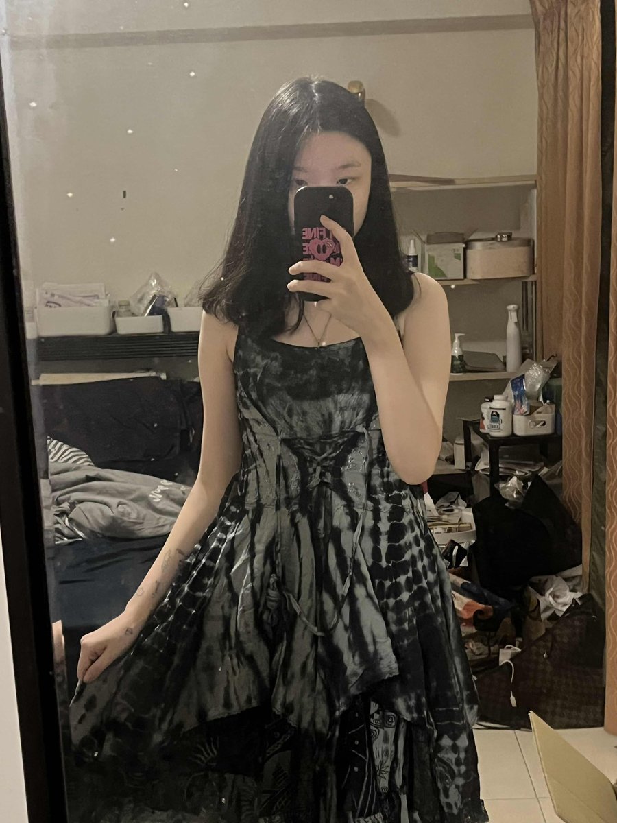 喔幹拎娘超好看 發一下
（綁帶沒綁好嘿嘿） https://t.co/hvNmZdaKKz