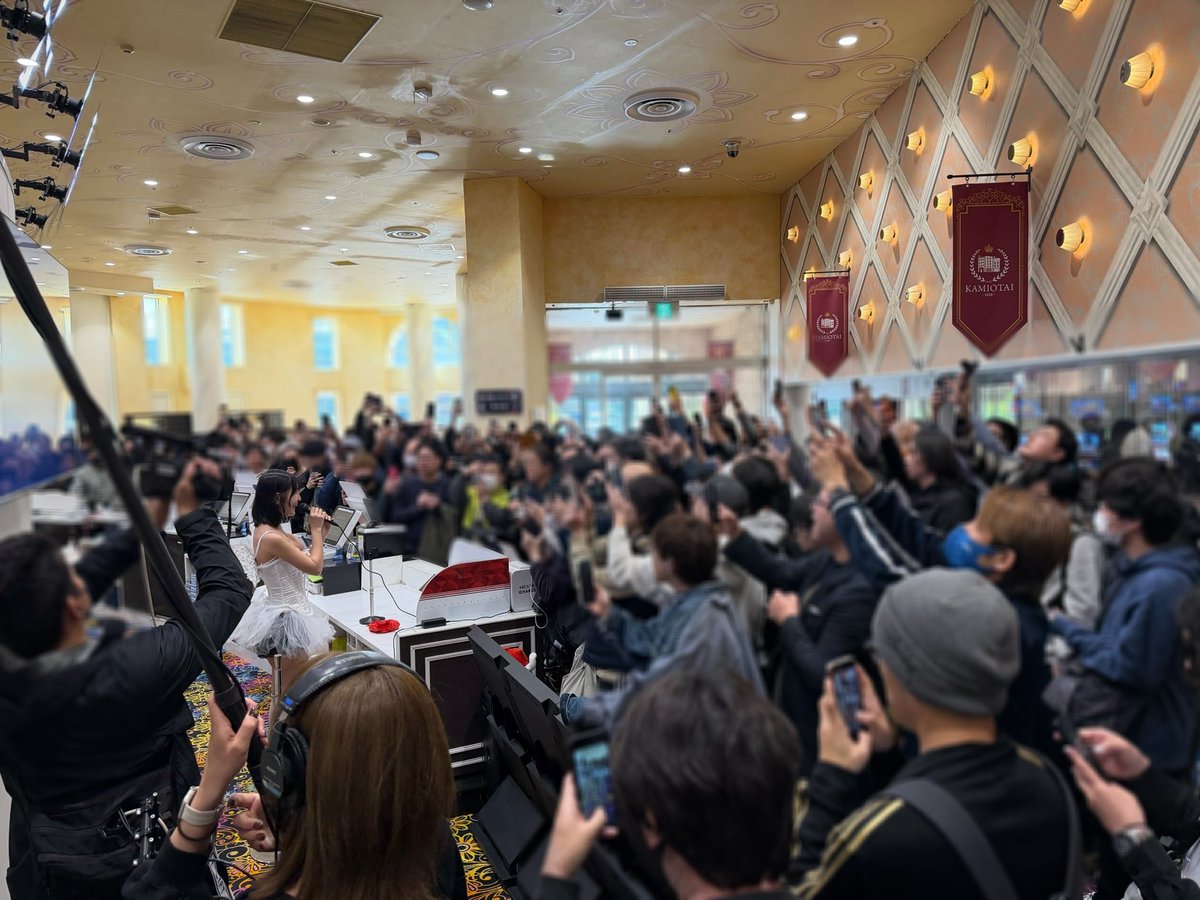 名古屋、マルハン上小田井駅前店さん沢山のご来場ありがとうございました！💜

ホールがライブ会場かと錯覚しました💦

名古屋でらだいすき！ https://t.co/xqk6YMbkAl