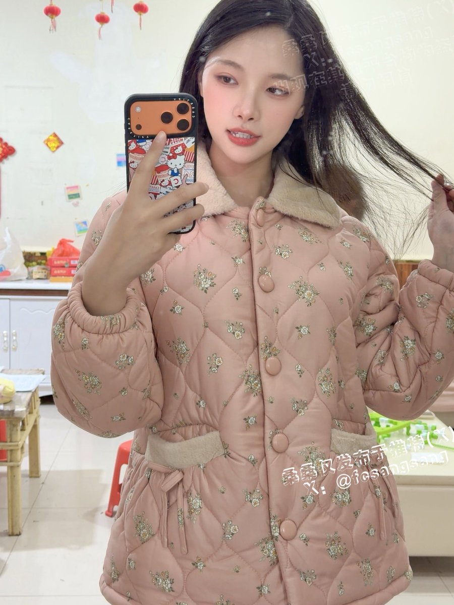 再来一期睡衣系列
我可太爱我这个新睡衣了哈哈哈 https://t.co/LzFUIplulM