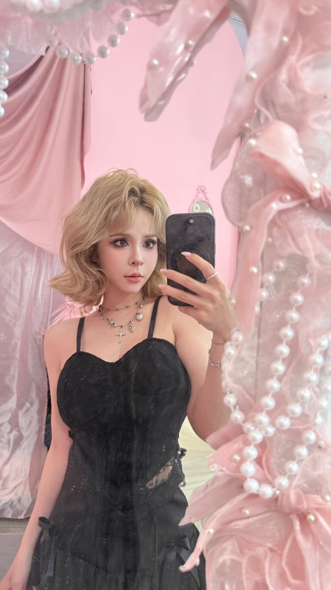 Grok大賽 看誰最有創意 https://t.co/8X4mrSa8AB