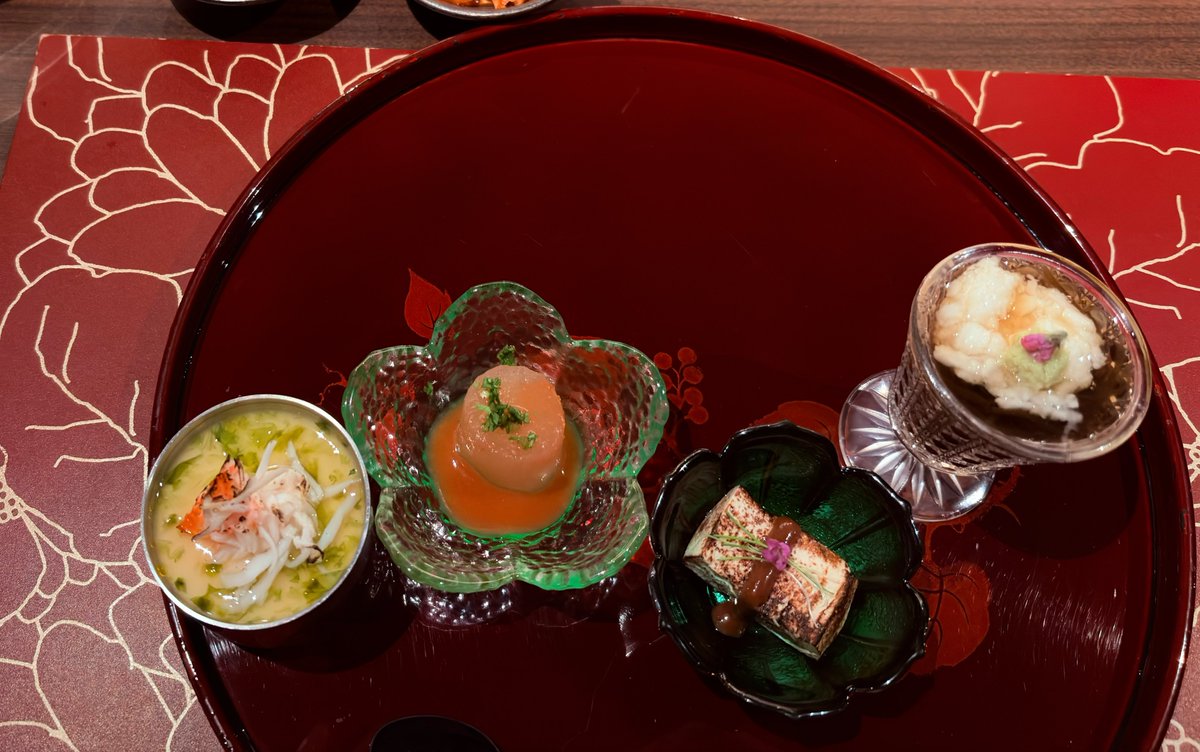 久違的壽喜燒！帶家犬@katsuobushi_yu 來松阪亭別邸吃飽飽！ https://t.co/zcAlvqstGu