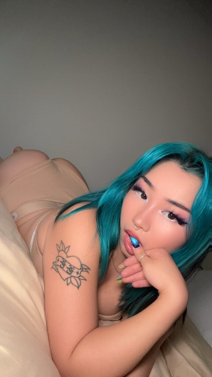 Me in the nude >>> https://t.co/OpkDGJAIpC