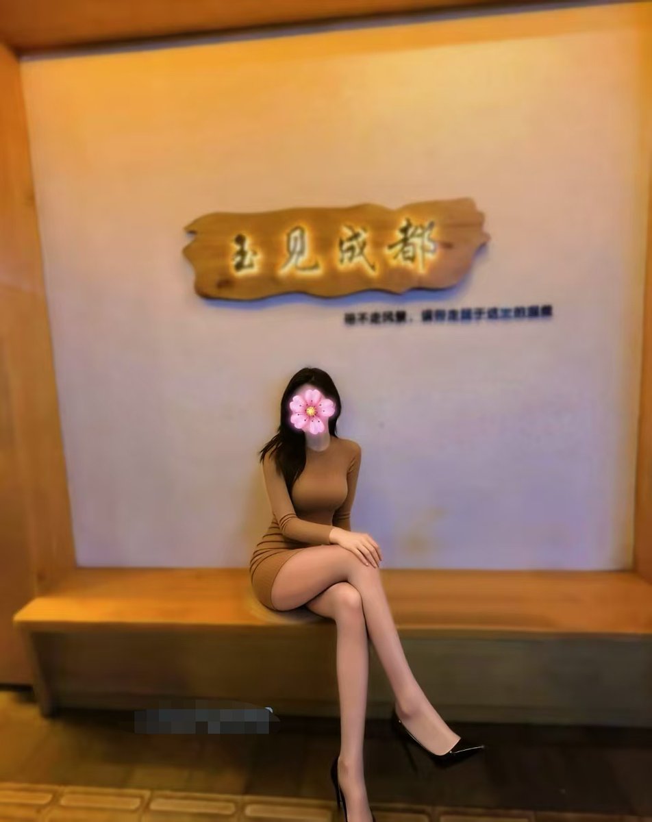 成都172长腿夫妻，明天到北京，在北京待1个星期，找北京的单男，有想法的联系，帮你们推荐，下个月会来福建，下个月有福建的单，想约的的也可以联系我 https://t.co/znCJsKqZ1M