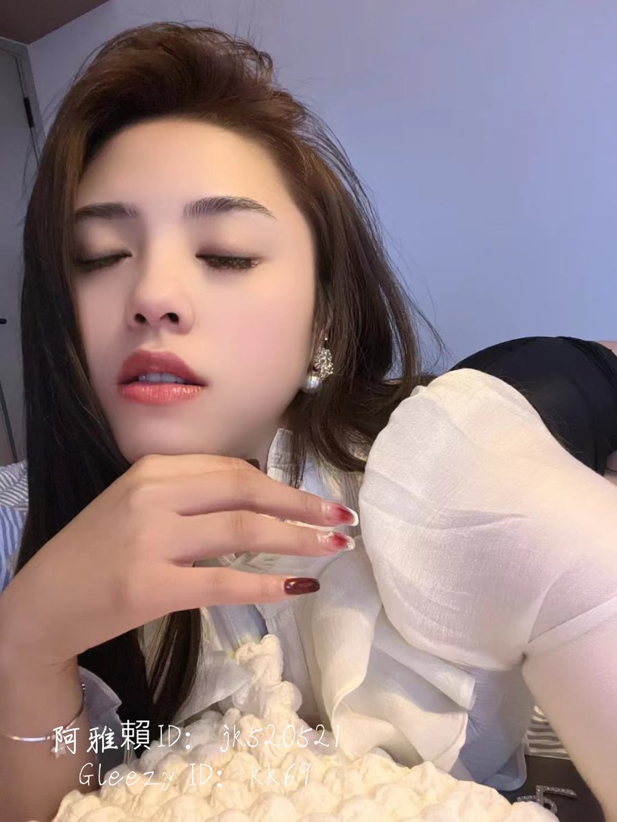 喜歡看我這個表情嗎？ https://t.co/RBv4K1mK1s