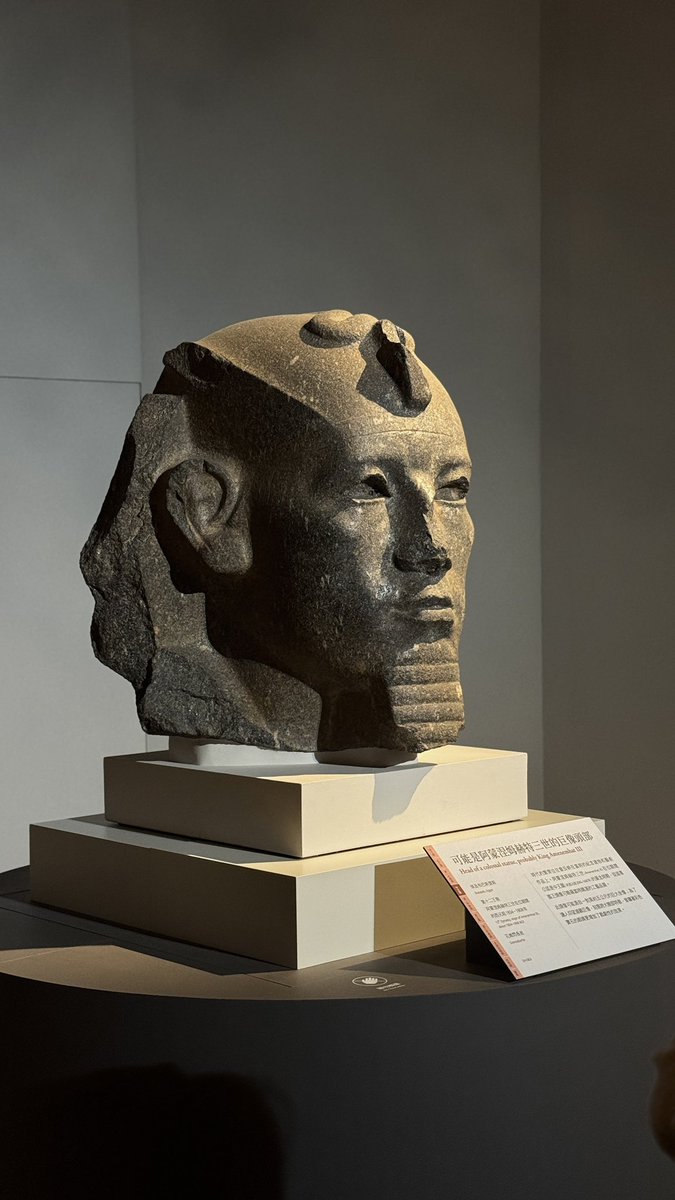 終於來看😍 https://t.co/ei6FVjzcfO