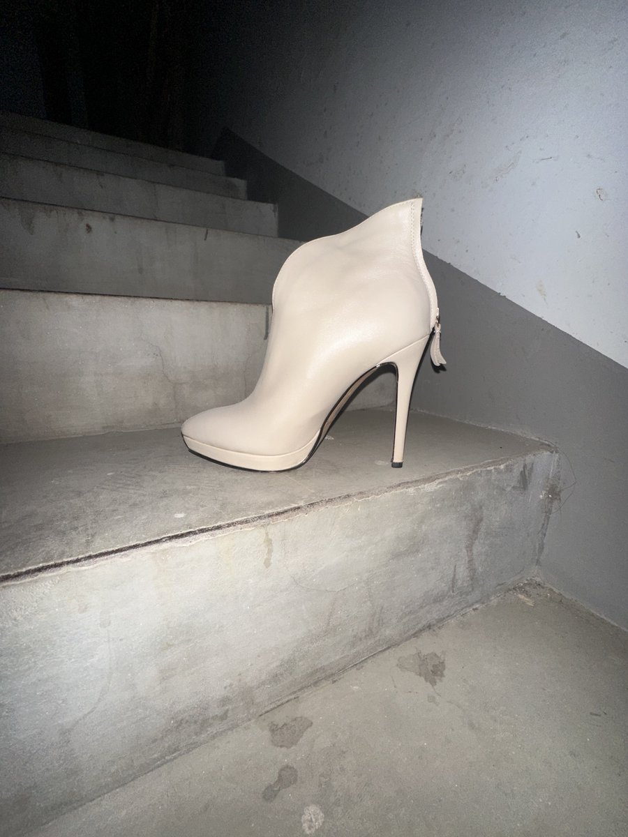 擦的干干净净 https://t.co/5pTL6Rozg2