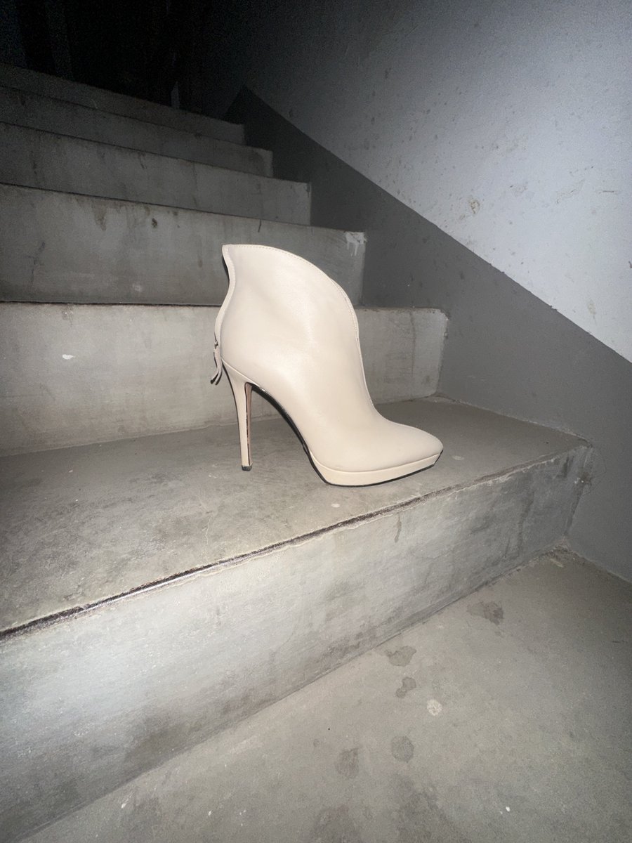 擦的干干净净 https://t.co/5pTL6Rozg2