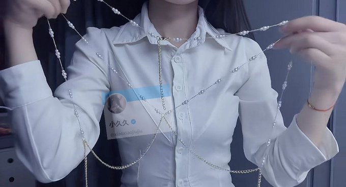 这么穿不知道对不对…… https://t.co/vcI7IHA4PF