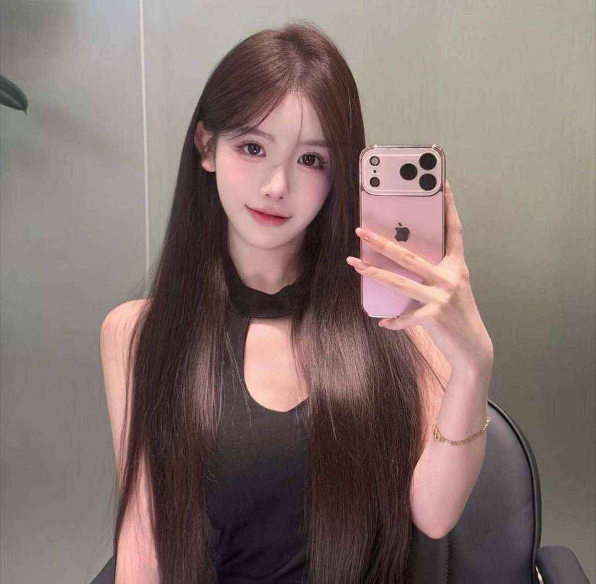 童颜巨乳  顶级纯欲小网红  
性格超级好 小女朋友感觉
年龄: 02
身高: 173
熊围: 真实D➕
体重: 47
皮肤白嫩  温柔气质  无风尘气  身材完美

床上尤物 让你欲罢不能  治愈系女友 
给你初恋般的体验  

🐧：3981877874

🍑✈️：https://t.co/ryMz1mR2j6

✈️ https://t.co/m85Meob0K7 https://t.co/3YnEwIqmwb