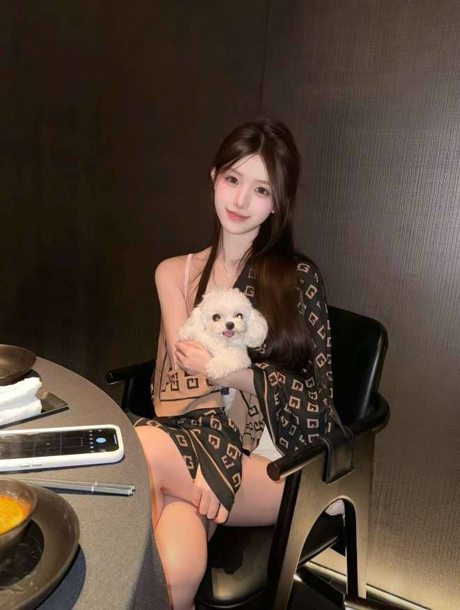 童颜巨乳  顶级纯欲小网红  
性格超级好 小女朋友感觉
年龄: 02
身高: 173
熊围: 真实D➕
体重: 47
皮肤白嫩  温柔气质  无风尘气  身材完美

床上尤物 让你欲罢不能  治愈系女友 
给你初恋般的体验  

🐧：3981877874

🍑✈️：https://t.co/ryMz1mR2j6

✈️ https://t.co/m85Meob0K7 https://t.co/3YnEwIqmwb