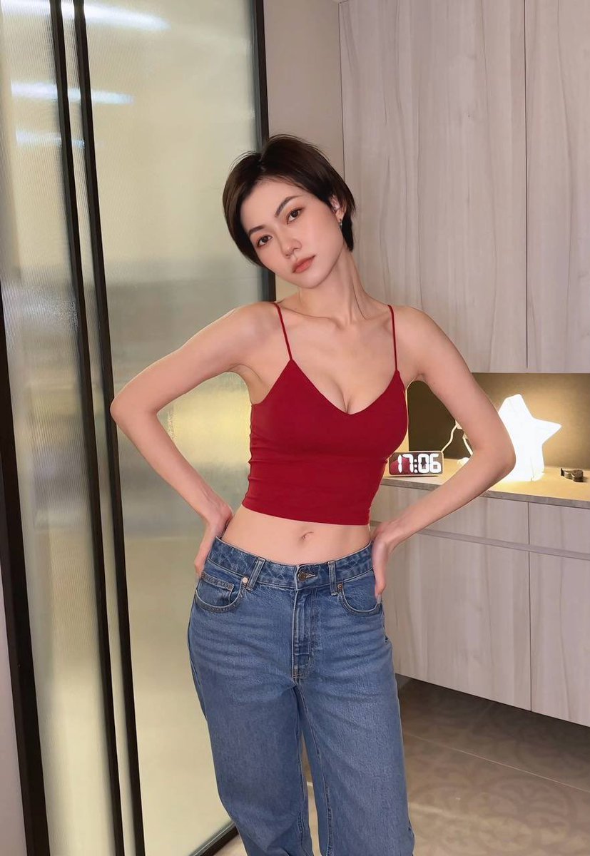 Would you date a Chinese girl? https://t.co/6vKLIizJfH